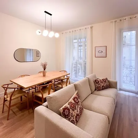 Center- San Marcial سان سيباستيان